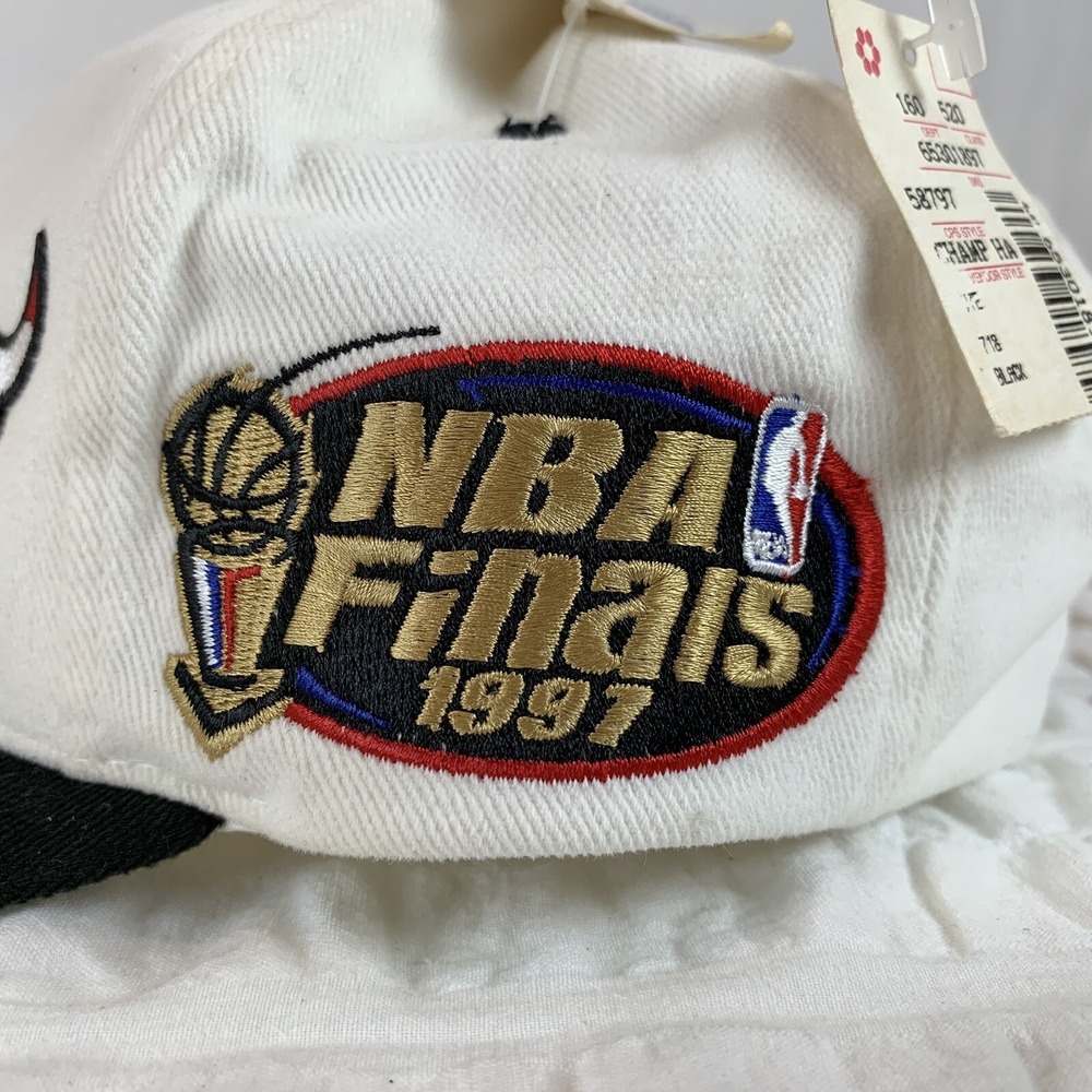 Chicago Bulls 1997 NBA Finals Champions Authentic Snapback Hat NWT Last Dance - Picture 4 of 11
